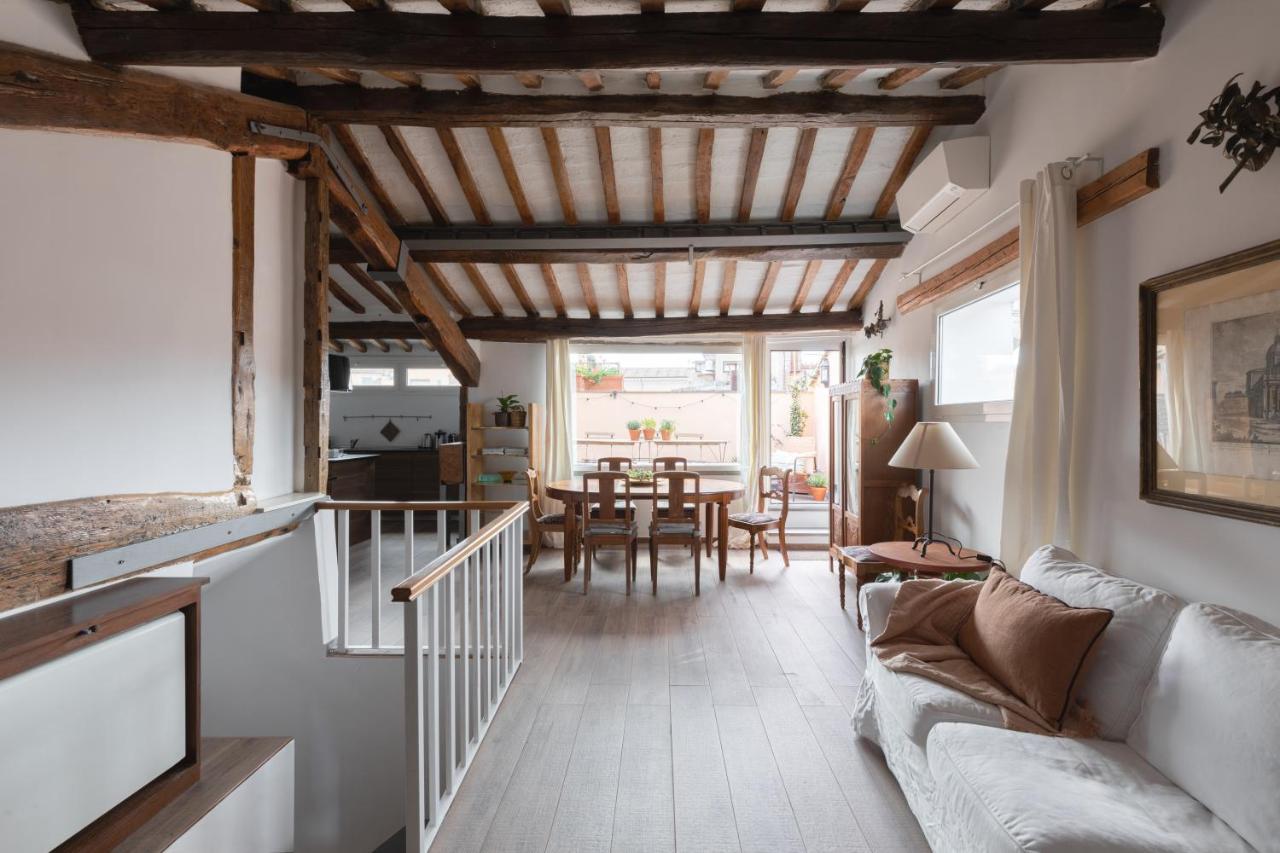 Amazing Penthouse With Terrace And Rooftop In Trastevere Roma Exterior foto