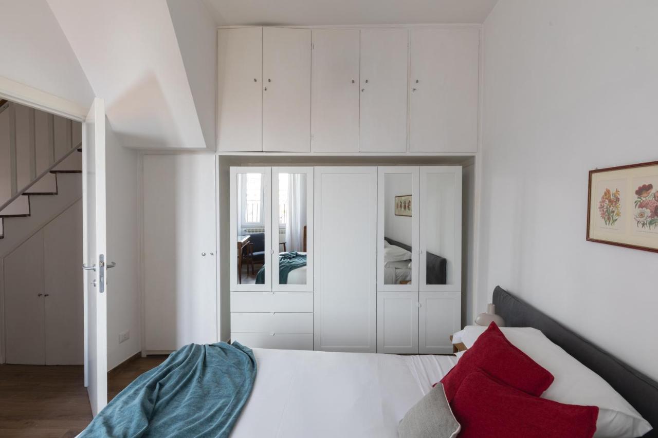Amazing Penthouse With Terrace And Rooftop In Trastevere Roma Exterior foto